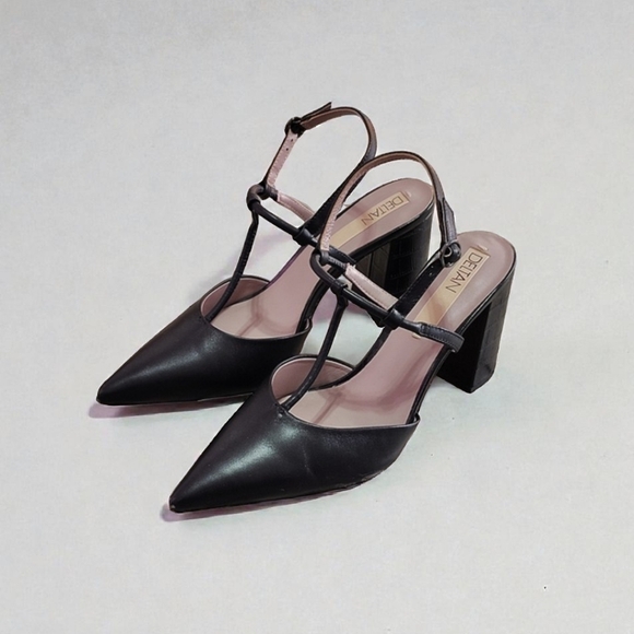 Deltan Shoes - Deltan Pointed Toe Leather Heels In Black Size Women's 10
